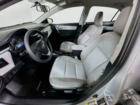 Used 2016 Toyota Corolla LE image 17