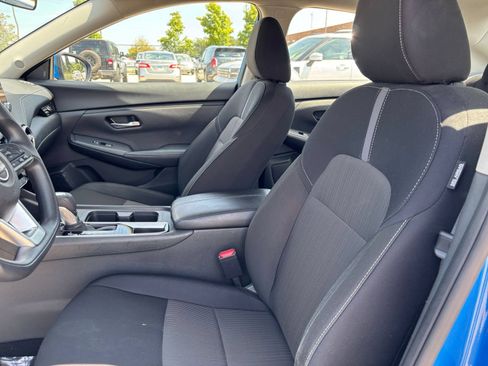 Used 2025 Nissan Sentra SV FWD image 20