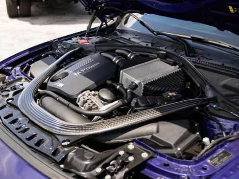 Used 2020 BMW M4 Coupe RWD image 8