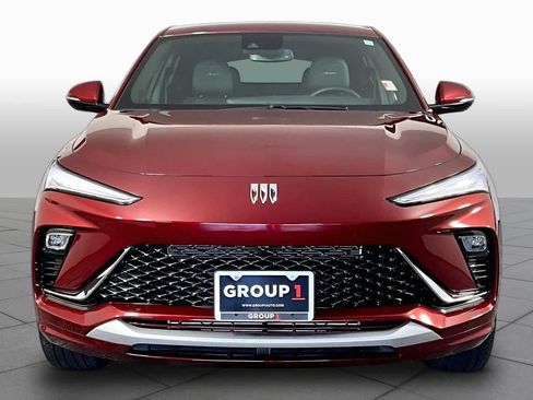 Certified 2025 Buick Envista Avenir FWD image 4