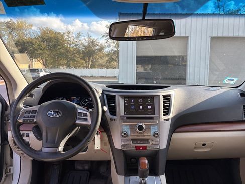 Used 2013 Subaru Outback 2.5i Limited image 9