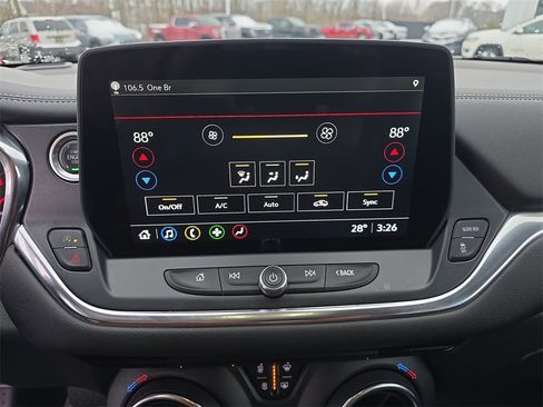 Used 2023 Chevrolet Blazer LT w/ Driver Confidence Package image 24