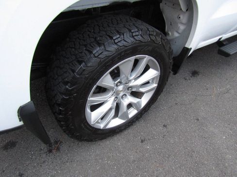 Used 2021 Chevrolet Silverado 1500 Custom image 40