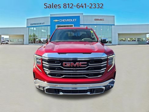 Used 2023 GMC Sierra 1500 SLT w/ SLT Premium Plus Package AWD/4WD image 2