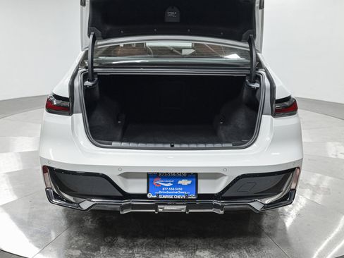 Used 2025 BMW 740i xDrive w/ Premium Package AWD/4WD image 6