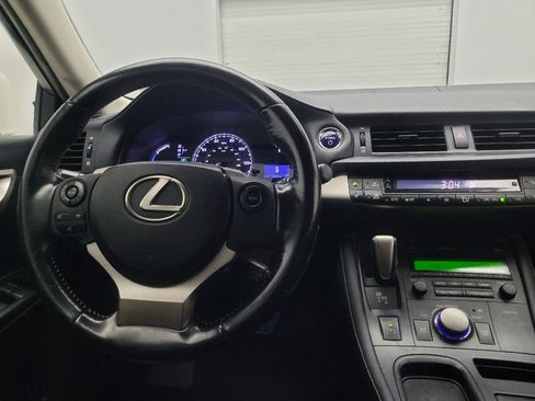 Used 2017 Lexus CT 200h w/ Accessory Package image 22