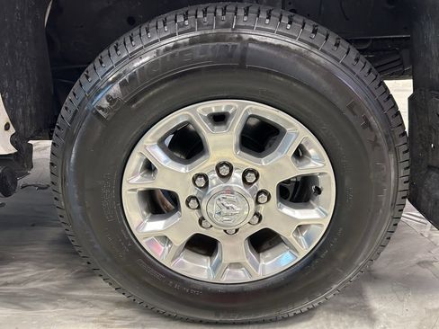 Used 2020 RAM 3500 Laramie image 27