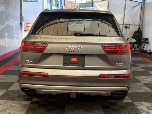 Used 2017 Audi Q7 3.0T Premium Plus w/ Premium Plus Package AWD/4WD image 6