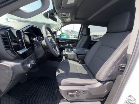 New 2026 GMC Sierra 2500 SLE w/ SLE Value Package; AWD/4WD image 13
