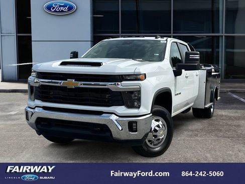 Used 2024 Chevrolet Silverado 3500 LT w/ Convenience Package AWD/4WD image 1