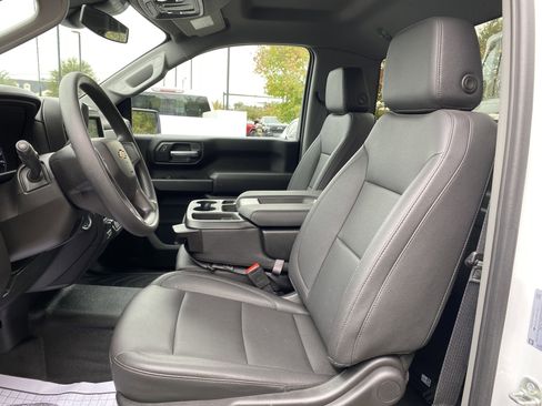 Used 2025 Chevrolet Silverado 2500 W/T w/ WT Convenience Package image 16