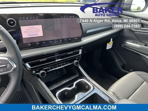 New 2026 Chevrolet Traverse LT w/ Sun and Wheel Package image 14