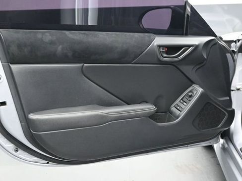 Used 2022 Toyota GR86 Premium RWD image 16