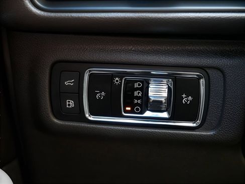 Used 2023 Lincoln Corsair Grand Touring w/ Equipment Group 302A image 16