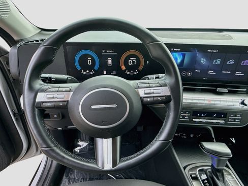 Used 2024 Hyundai Kona SEL FWD image 8