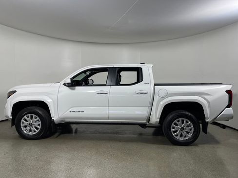 New 2026 Toyota Tacoma SR5 image 6