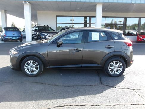 Used 2016 MAZDA CX-3 Touring w/ Premium Package AWD/4WD image 2