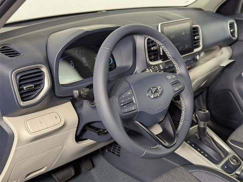New 2026 Hyundai Venue SEL image 11