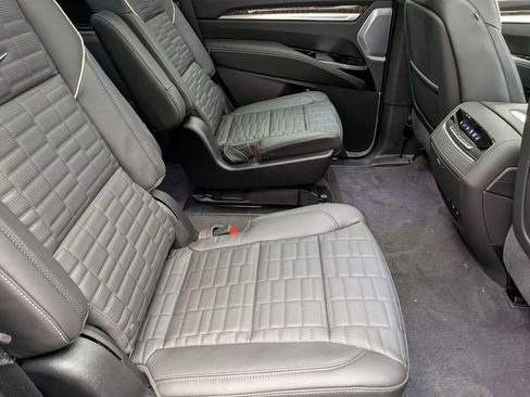 New 2026 Cadillac Escalade Platinum Sport w/ LPO, ONYX Package image 27