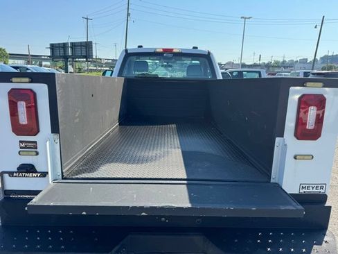 Used 2022 Ford F250 XL w/ Power Equipment Group AWD/4WD image 10