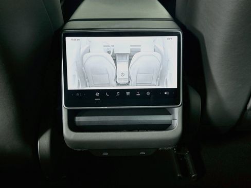 Used 2025 Tesla Model 3 Long Range RWD image 27