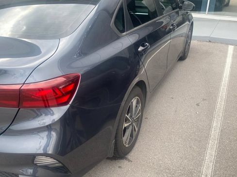 Used 2023 Kia Forte LXS FWD image 3