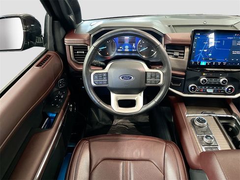 Used 2024 Ford Expedition Max Limited image 24