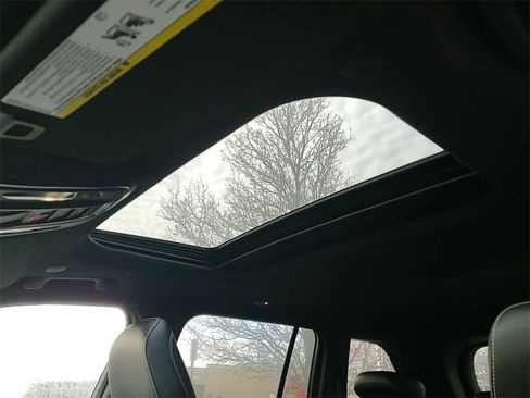 New 2025 Jeep Grand Cherokee Altitude image 34