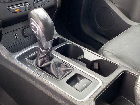 Used 2019 Ford Escape Titanium image 13