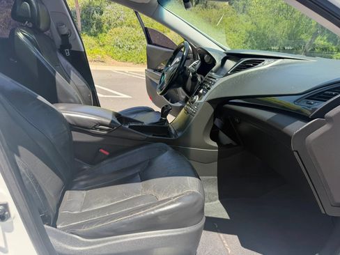 Used 2016 Hyundai Azera Limited FWD image 20
