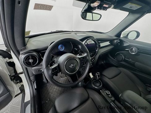 Used 2024 MINI Cooper S FWD image 9