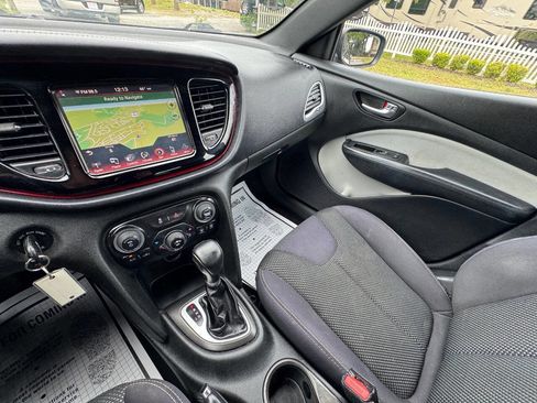 Used 2015 Dodge Dart SXT image 18