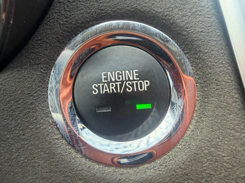 Used 2017 Chevrolet SS image 33