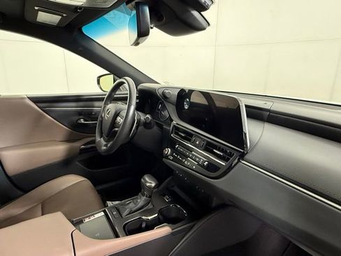 Used 2023 Lexus ES 350 w/ Premium Package FWD image 31