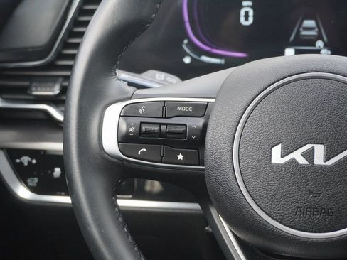 Used 2025 Kia Sportage EX w/ Premium Package image 15