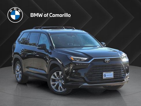 Used 2024 Toyota Grand Highlander Limited image 1