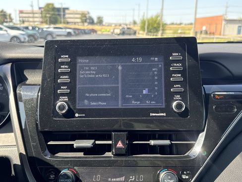 Used 2023 Toyota Camry SE FWD image 16