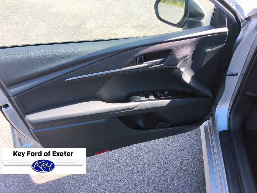 Used 2025 Toyota Camry LE FWD image 22
