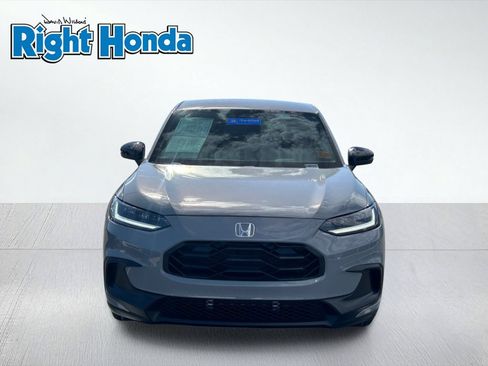 Certified 2025 Honda HR-V Sport image 10