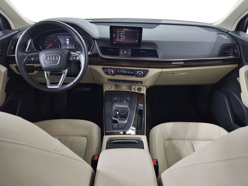 Used 2020 Audi Q5 2.0T Premium w/ Convenience Package AWD/4WD image 11