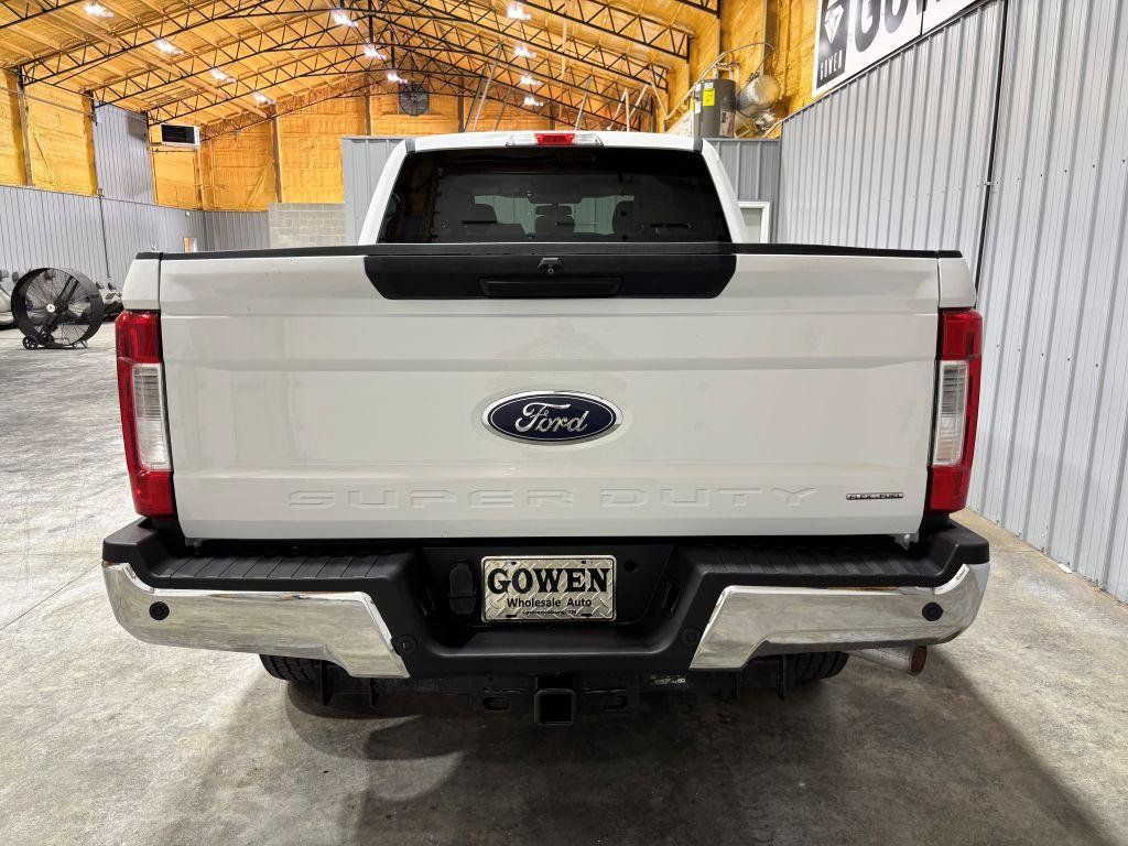 Used 2017 Ford F250 XLT w/ XLT Value Package AWD/4WD image 8