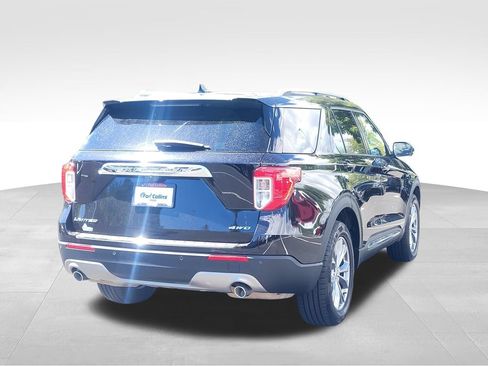 Used 2022 Ford Explorer Limited w/ Equipment Group 301A AWD/4WD image 5