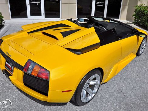 Used 2005 Lamborghini Murcielago Roadster image 27