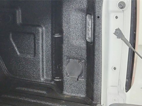 Used 2026 GMC Sierra 1500 SLE AWD/4WD image 39