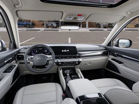 New 2025 Kia Telluride S image 17