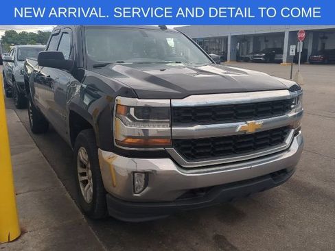 Used 2019 Chevrolet Silverado 1500 LT w/ All Star Edition AWD/4WD image 7