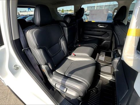 New 2026 Nissan Armada SV AWD/4WD image 22