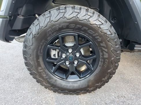Used 2024 Jeep Wrangler Unlimited AWD/4WD image 5