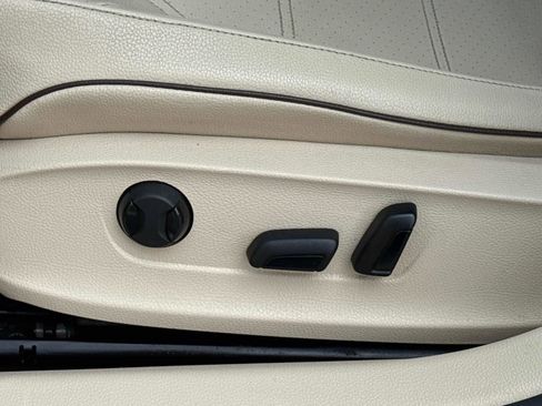 Used 2017 Volkswagen Passat 1.8T SE image 21