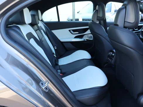 New 2026 Mercedes-Benz E 53 AMG e 4MATIC Sedan image 21